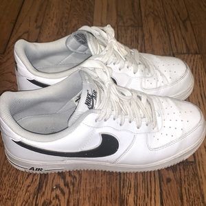 Nike Air Force 1 One White and Black